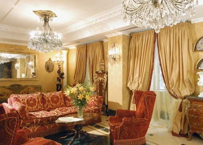 Lh Andreotti Hotel
