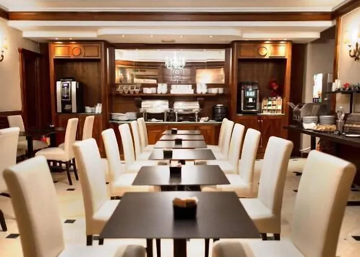 Hotel Lh Andreotti 3*