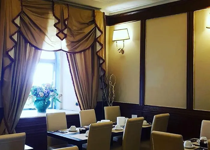 Hotel Lh Andreotti